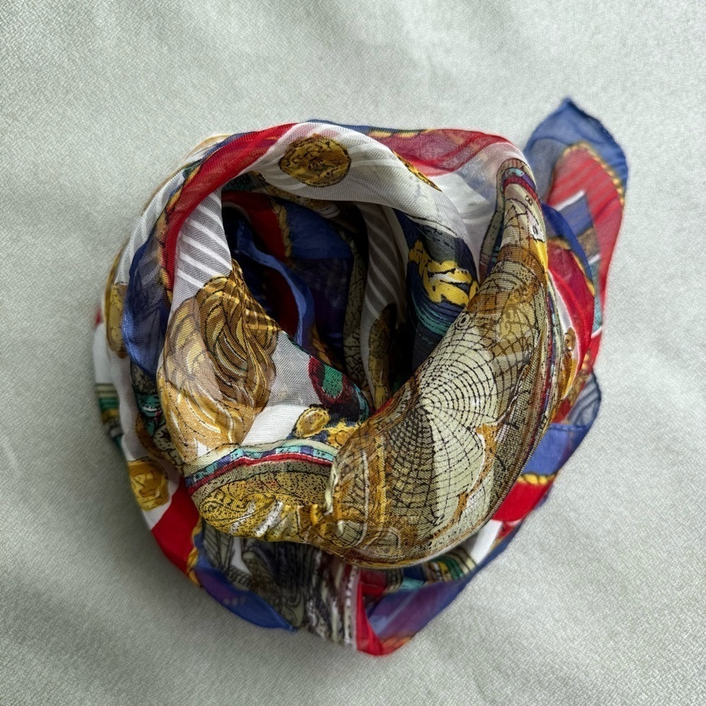 Vintage Liz Sinclair Square Sheer Scarf 100% Rayon Emperors Conquerors 31x31” - Picture 4 of 7